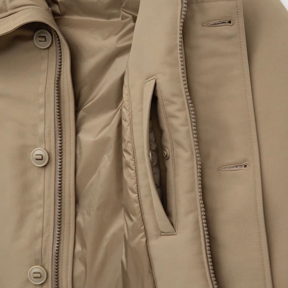 (SOLD) Uniqlo Hybrid Down coat - Picture 7 of 11